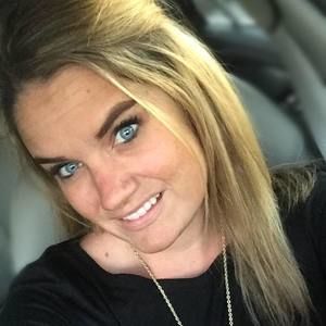 Meet your Posher, Candice